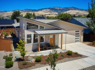 1221 Kirk Ln, Ashland, OR 97520