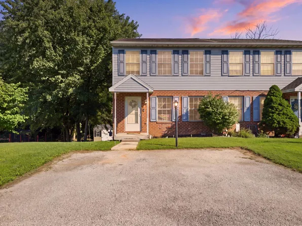 2027 Wyatt Cir, Dover, PA 17315