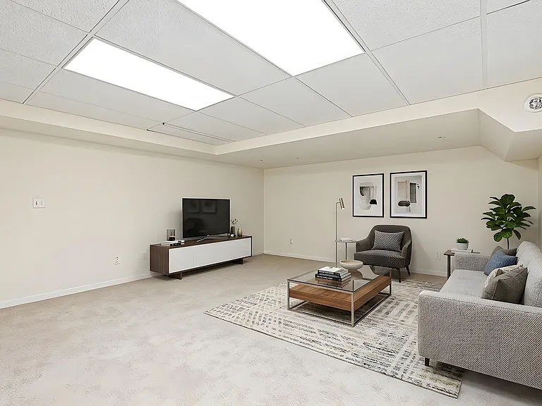 15 Elizabeth Ln — Photo 25