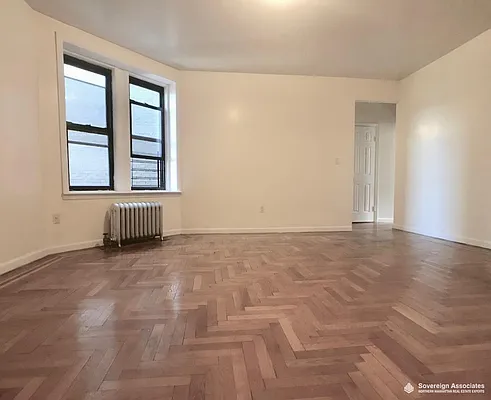 Rented by Sovereign Associates | media 4