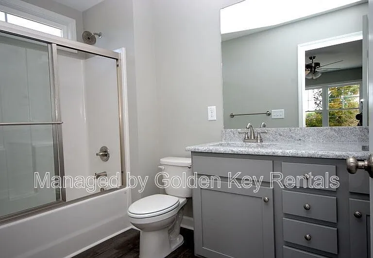 415 S Center St — Photo 8