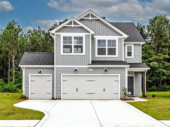 208 Ironbark Dr, Raeford, NC 28376