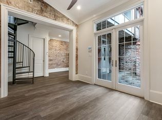 832 Lafayette Street - 1B, New Orleans, LA 70113