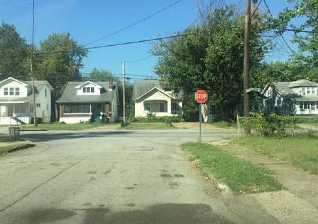 2nd image of 1239 Carrico Ave
