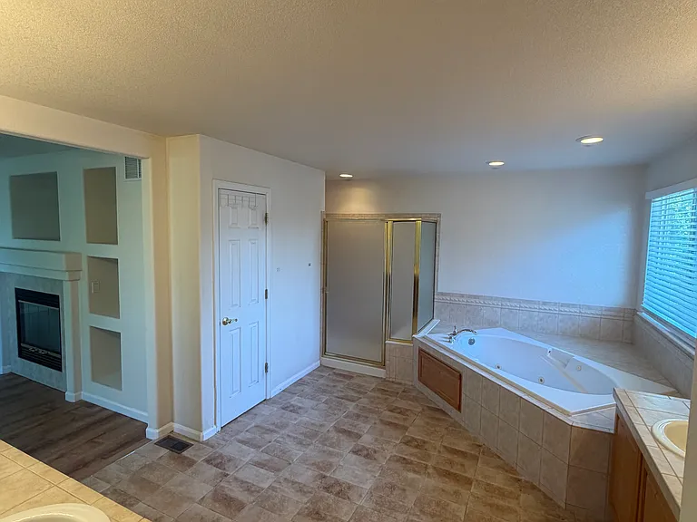 5891 S Tibet St — Photo 36