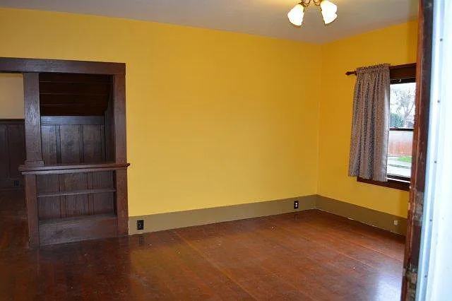 135 W Grant St — Photo 17