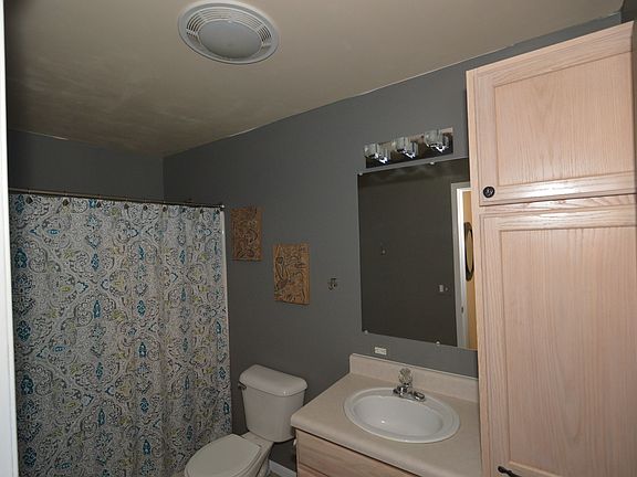2nd image of 1004 Carter Ave
