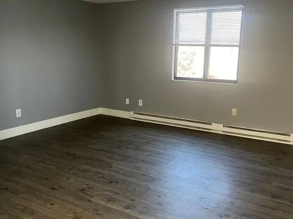 Hillcrest Avenue Apartments, 1461-69 Hillcrest Dr #1466-17, Niles, OH 44446