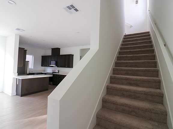 5th image of 326 Cerro Ln