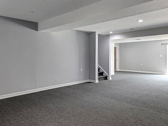 4th image of 701 Turkana Cir