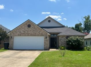 363 Gaston Ln, Bossier City, LA 71112