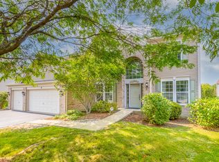 4 Privett Ct, Bolingbrook, IL 60490