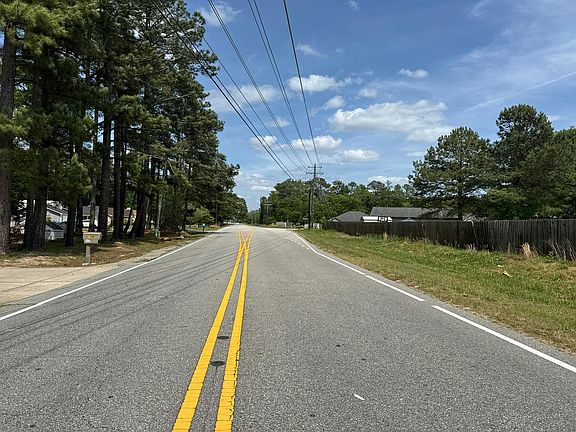 5th image of 4938 Blacks Bridge Rd