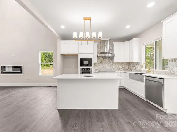 1471 Marshbrooke Ln, Catawba, NC 28609