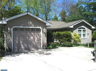 345 E Olive St, Westville, NJ 08093