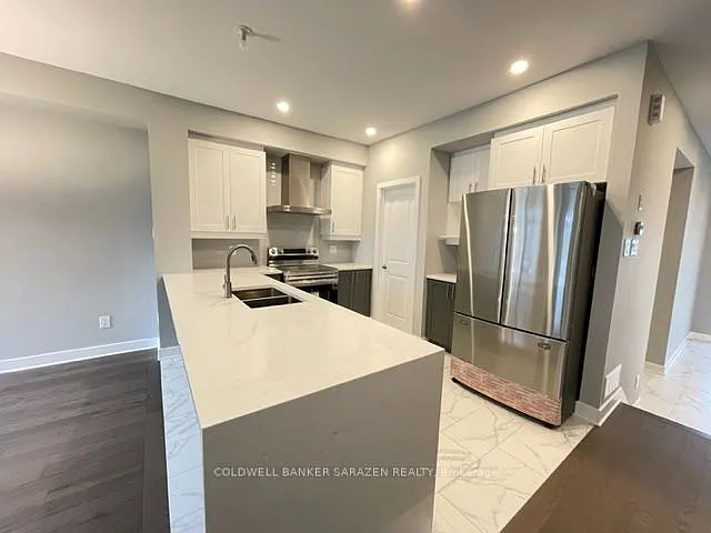 330 Whitham Cres — Photo 22