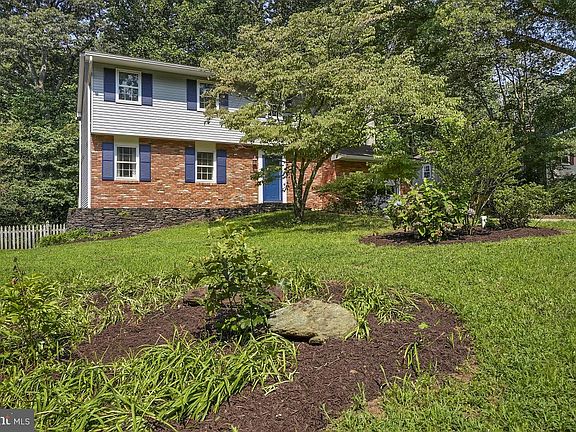 2nd image of 1230 Mount Pleasant Dr