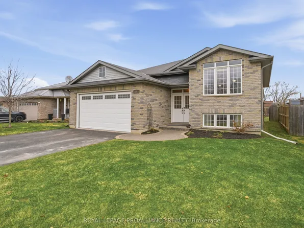 29 Ridgeview Ln, Quinte West, ON K8V 5P8