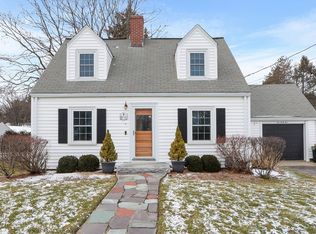 1045 Greendale Ave, Needham, MA 02492