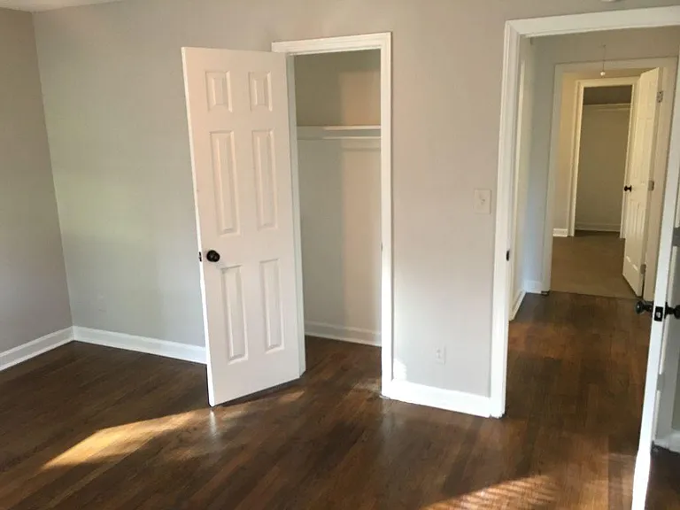 104 Cranford Dr — Photo 9