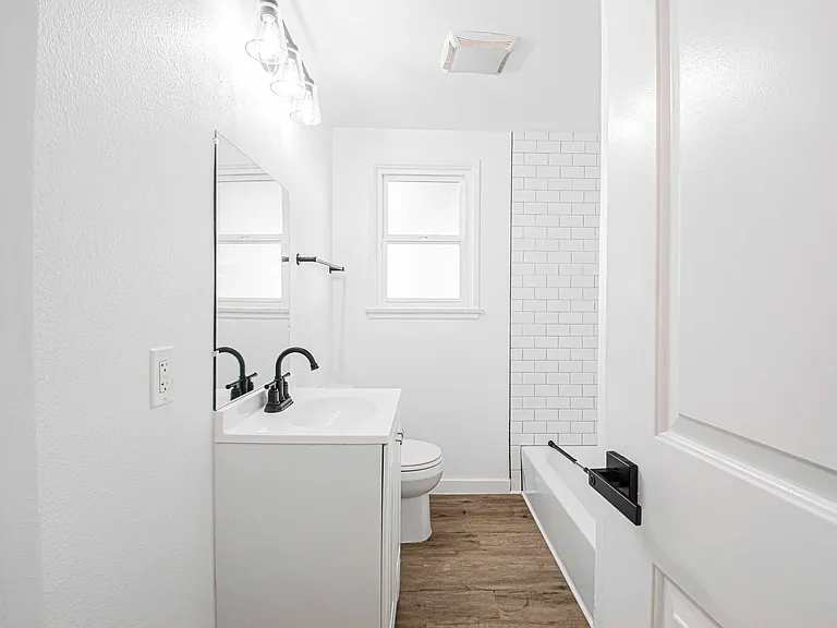 8748.5 Belford Ave #8748.5 — Photo 22