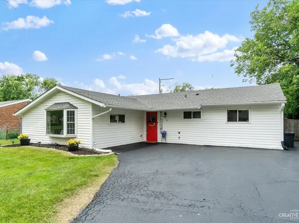 140 Cypress Dr, Bolingbrook, IL 60440