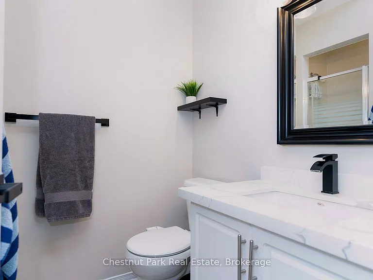 679 Johnston Park Ave — Photo 24