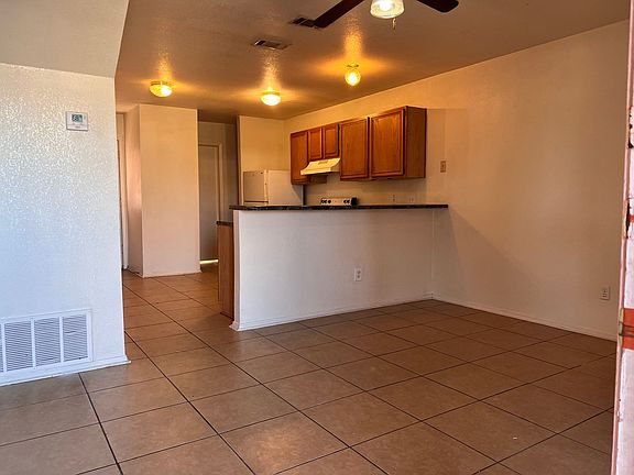 2nd image of 1102 Leslie Cir #C