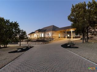 7 Heritage Oaks Dr, Austin, TX 78737