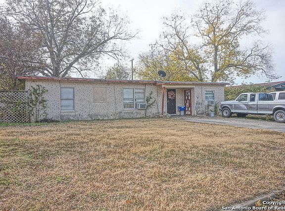 2nd image of 142 Flair Dr