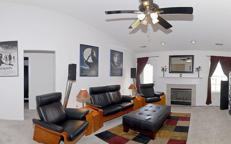 2nd image of 3517 Firethorn Dr