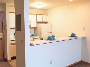 1617 Troy Dr APT 305, Madison, WI 53704