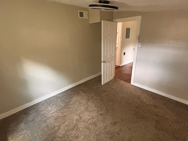 407 S 48th West Ave — Photo 15