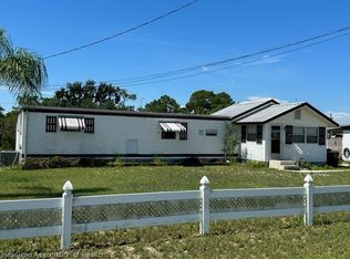 1946 E Claradge Ave, Avon Park, FL 33825