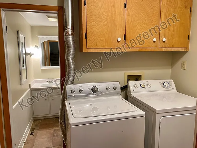805 Laporte Ave — Photo 15