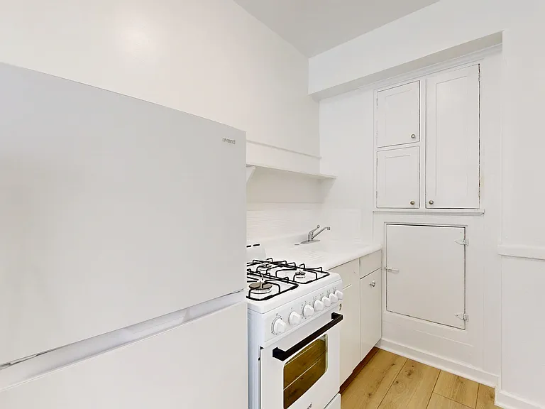 505 Taylor St #411 — Photo 2