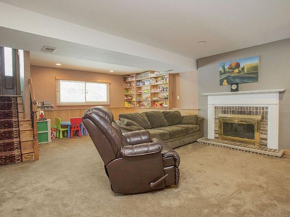 5th image of 1411 Wales Dr