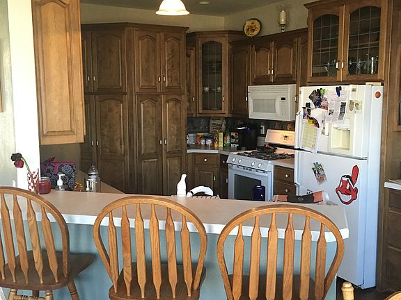 5th image of 1166 Westmont Ave