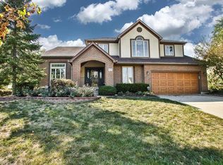 4687 Hunting Creek Dr, Grove City, OH