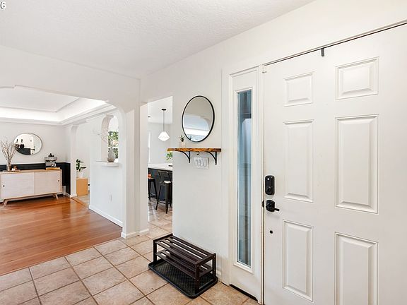 3rd image of 10901 S Riverside Dr