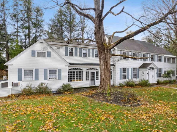 2 Hilton Field Lane, Hanover, NH 03755