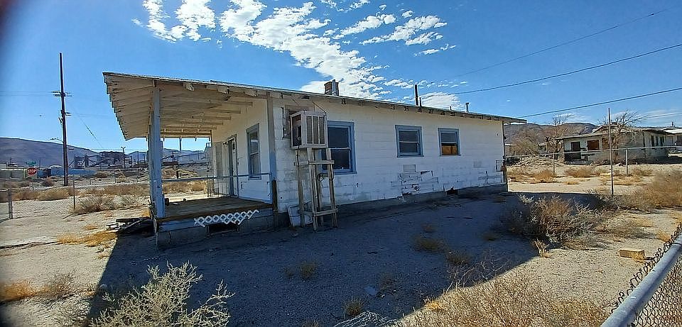 1st image of 13294 Mariposa St