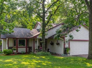 989 118th Ln NW, Coon Rapids, MN 55448