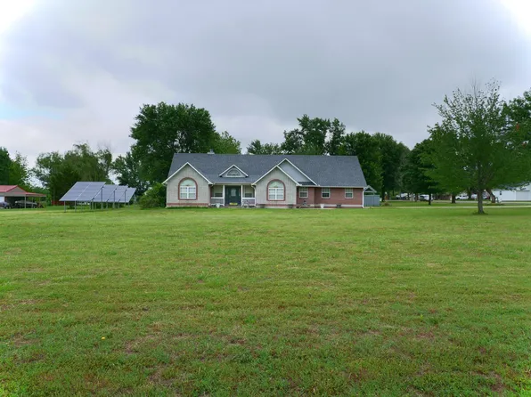 9997 S 592nd Rd, Miami, OK 74354