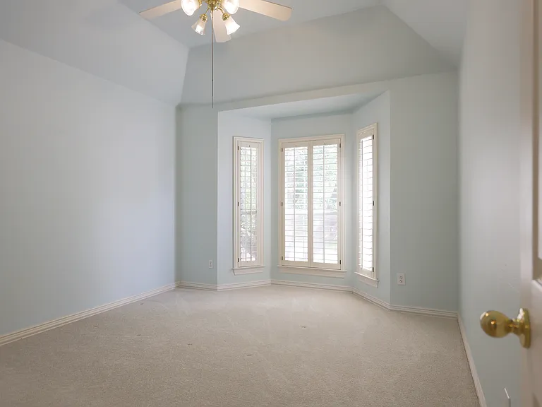 2712 Northview Dr — Photo 21