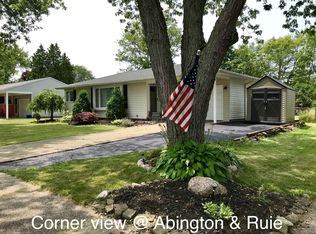 1528 Abington Pl, North Tonawanda, NY 14120