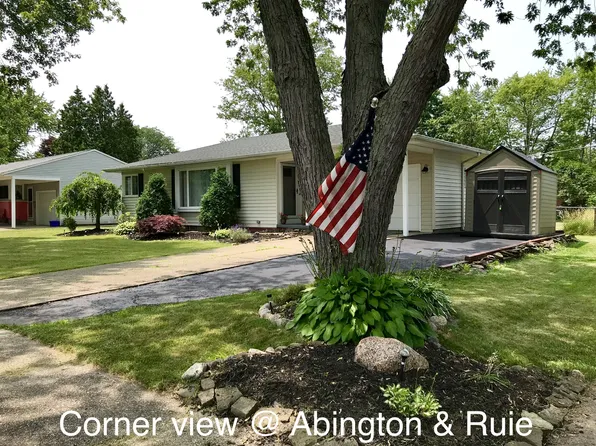 1528 Abington Pl, North Tonawanda, NY 14120