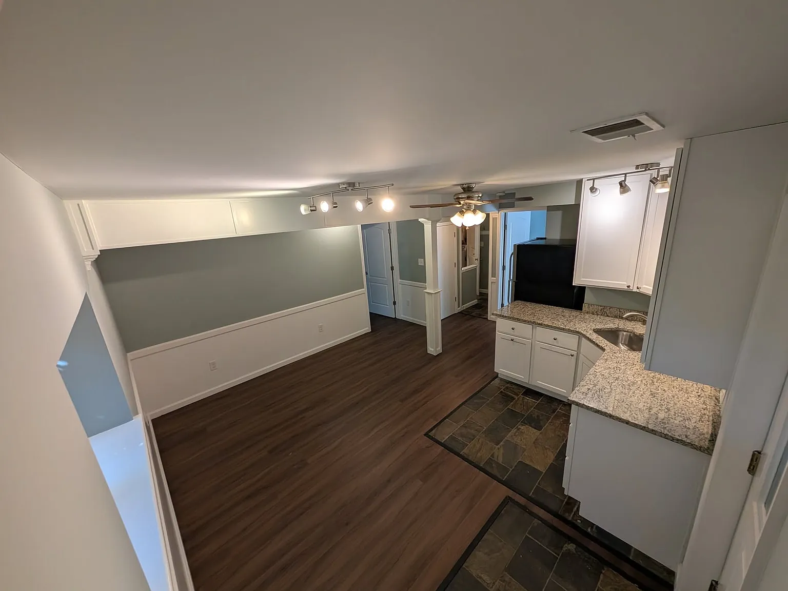 2 bed, $825 — Photo 3