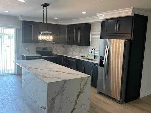 2943 W Beach St, Tampa, FL 33607