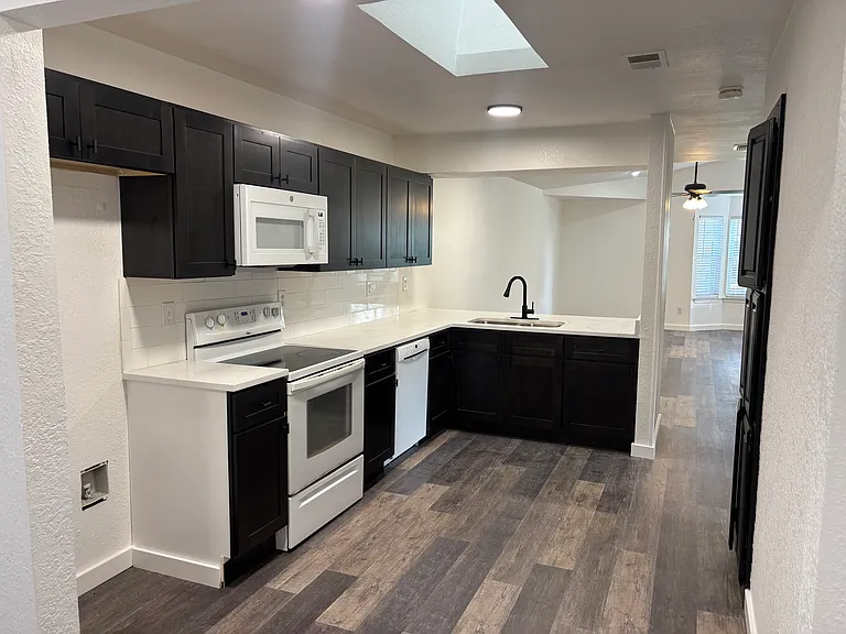 1346 High Plains Dr — Photo 3